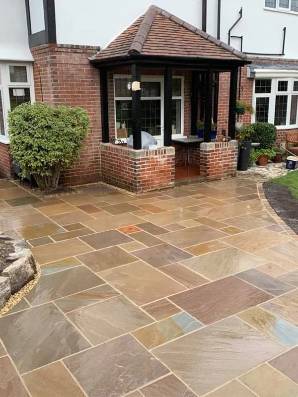 Autumn Brown Indian Sandstone Paving Slabs – Patio Pack – 22mm Calibrated (£19.49/m2)