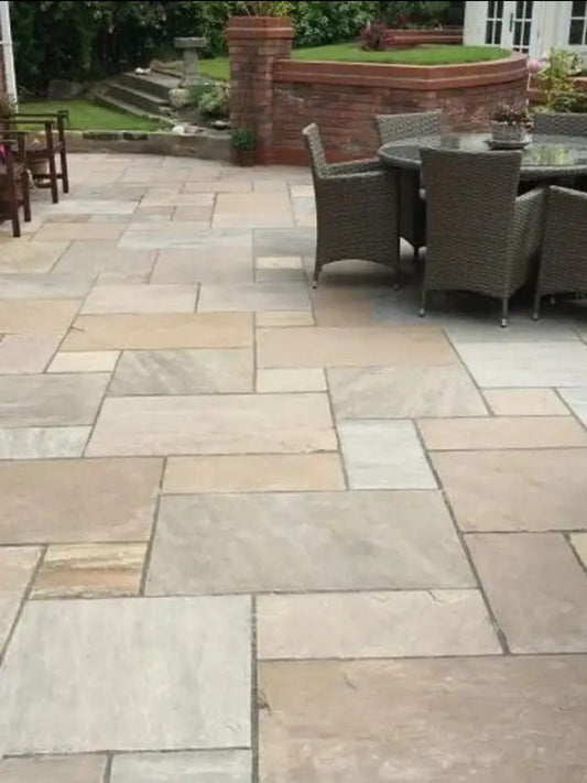 Raj Green Indian Sandstone Patio Pack 22mm Calibrated (£19.49/m2)
